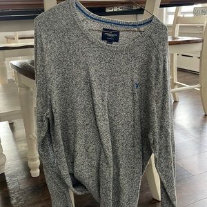 Gray American eagle sweater size XL